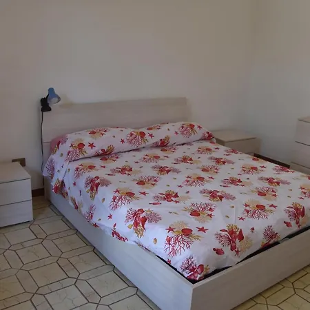 Con Parcheggio Privato E Giardino アパート *